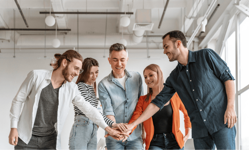 businesspeople-meeting-office-hand businesspeople-meeting-office-hand